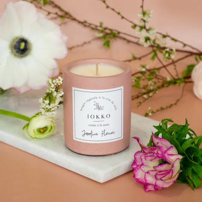 NATURAL SCENTED CANDLE...
