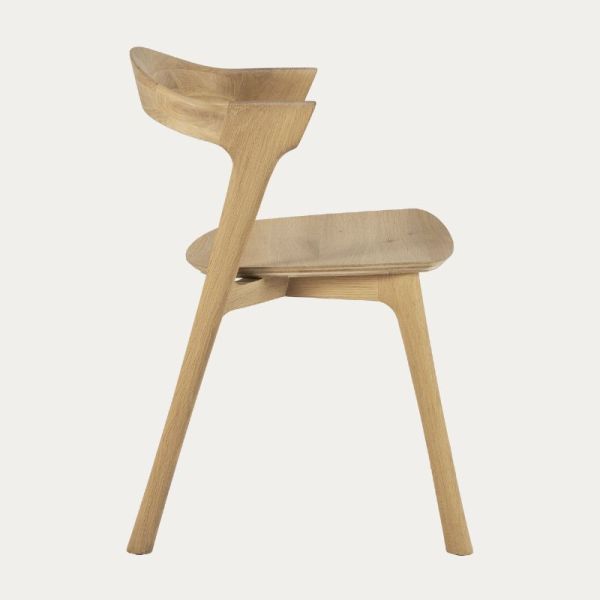 CHAISE BOK FINITION VERNIS PAR ALAIN VAN HAVRE