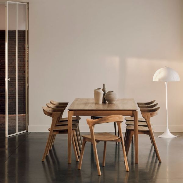 CHAISE BOK