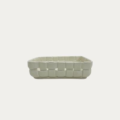 WHITE BRAIDED SQUARE DISH