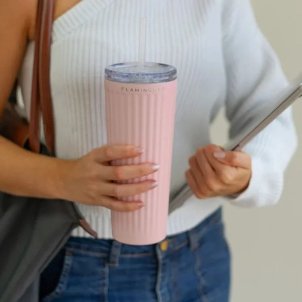 GRANDE CUP ISOTHERME AVEC PAILLE ROSE